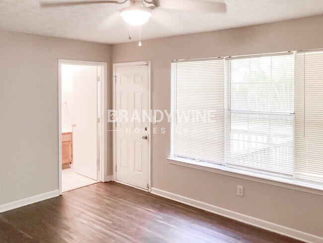 Photo - 4392 Westchester Ct