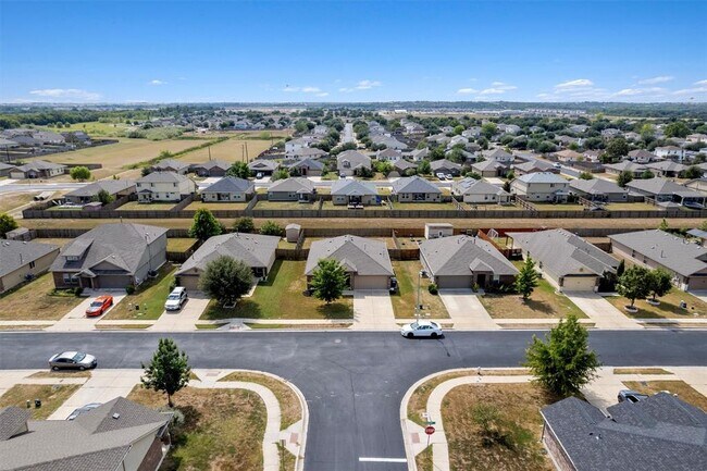 Photo - 300 Camellia Dr