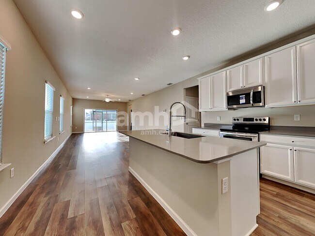 179 Spruce Pt