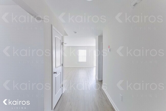 Photo - 24 Duluth Dr