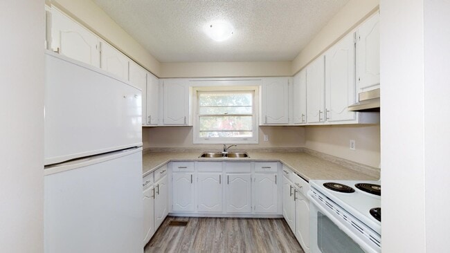 Photo - THREE BEDROOM TOWNHOME IN BEAUTIFUL BYRON Unité 24