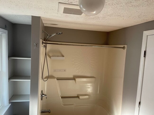 Photo - 520 Beech St Unit 2L