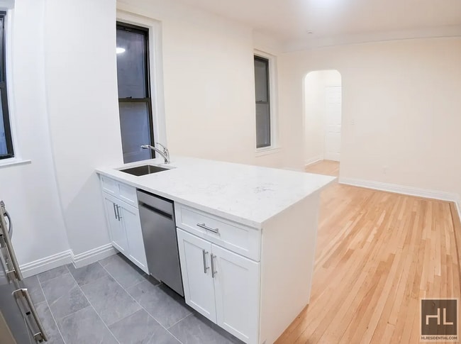 Photo - EAST 82 STREET Unit 3C