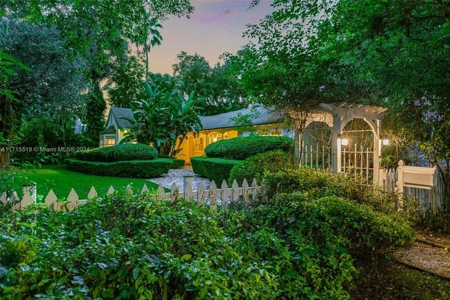 Photo - 4001 Hardie Ave