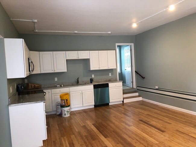 Photo - 8 Maple St Unidad 2