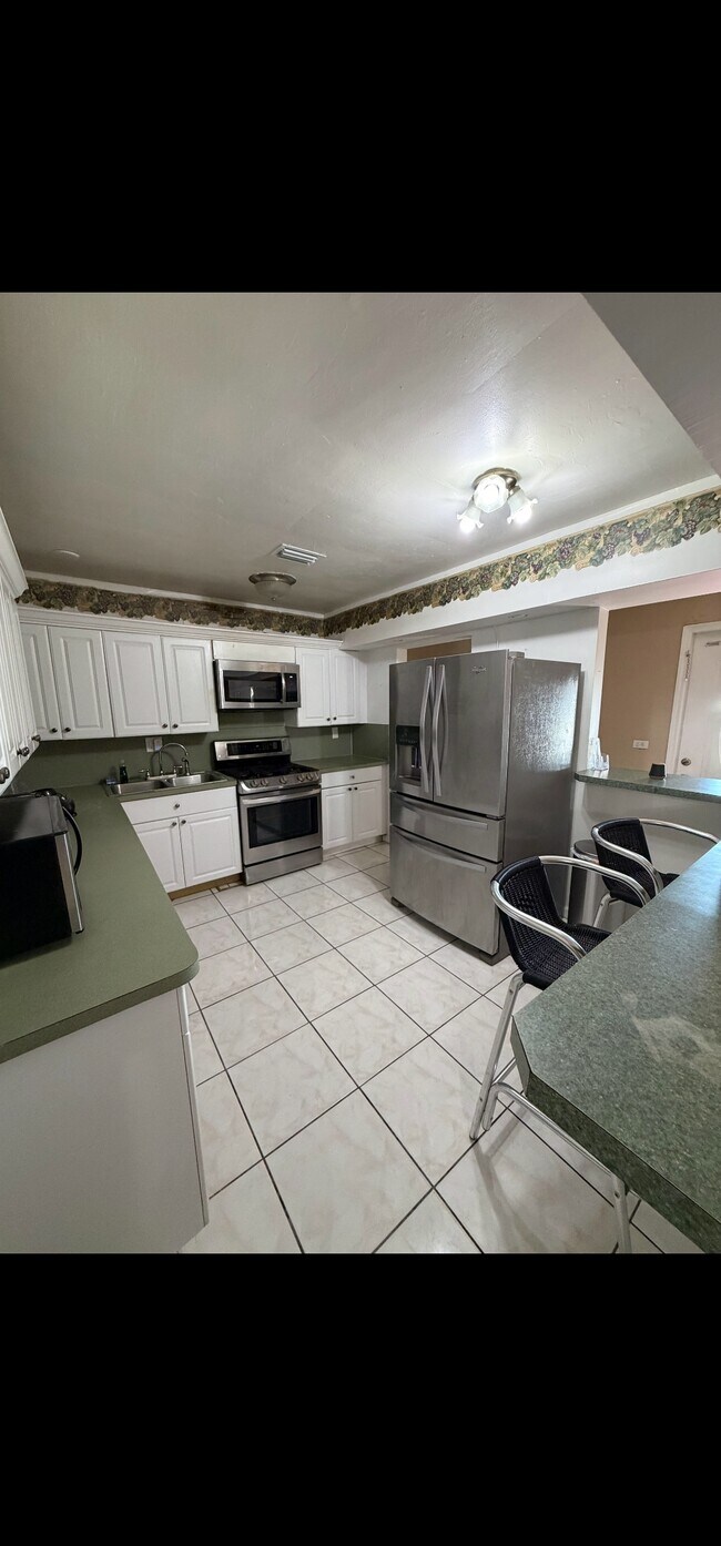 1041 NW 196th Terrace