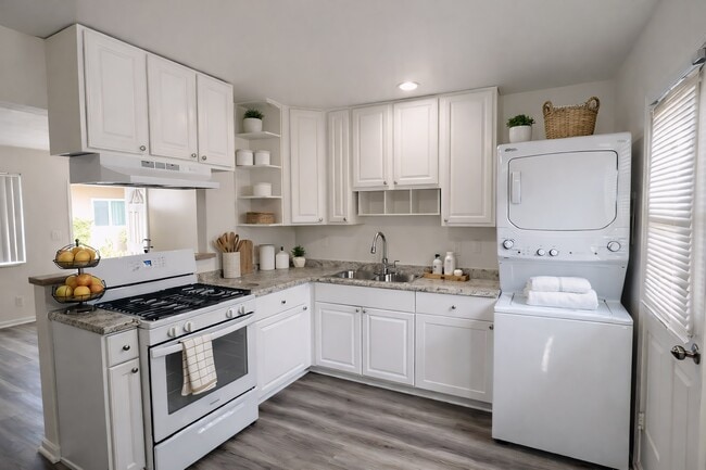 Photo - 45421 Sunset Ln Unit 2