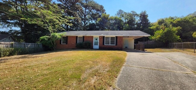Building Photo - 3 bedroom home in North Columbus