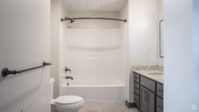 1BR,1BA,-693SF