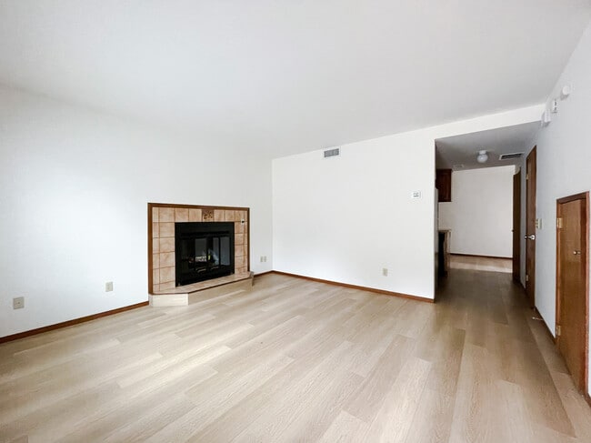 Photo - 2980 Sunridge Dr