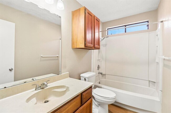 Photo - 13355 Water Oak Ln