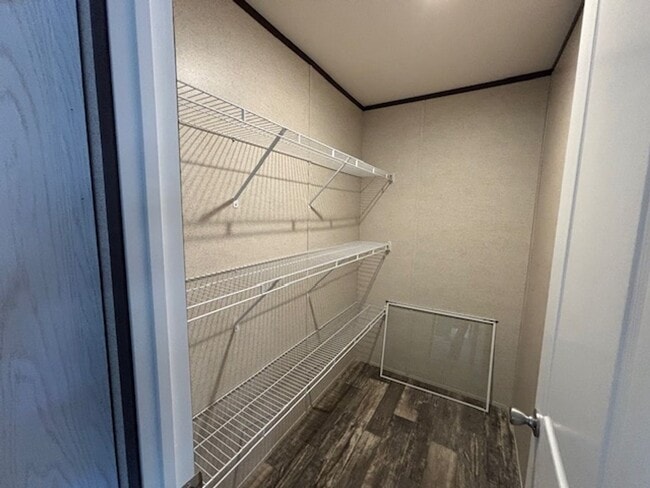 Photo - 5952 Yale Ave