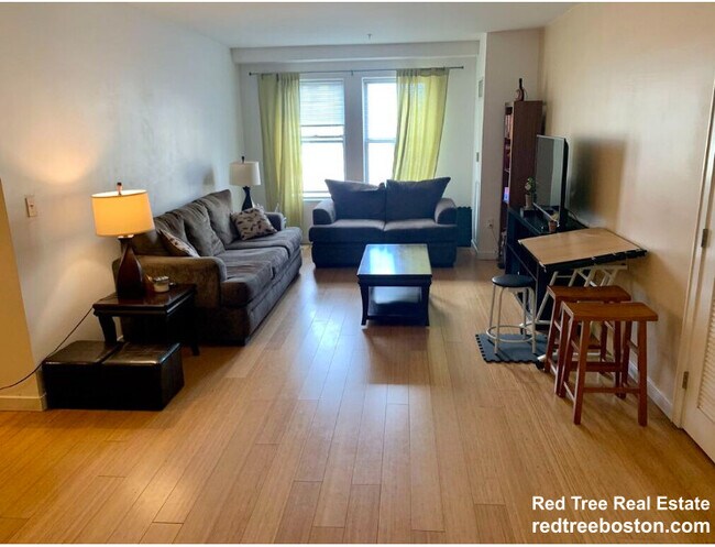 Photo - 16 Miner St Unit 303