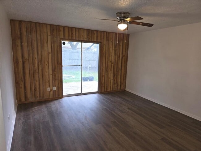 Photo - 9019 Texas Sun Dr