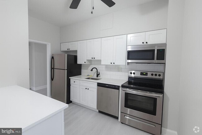 Building Photo - 111 Chestnut St Unit 107 Rental