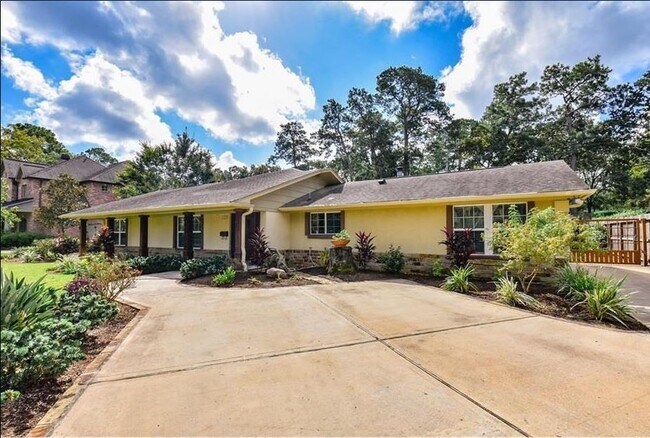 Photo - 13123 Conifer Rd