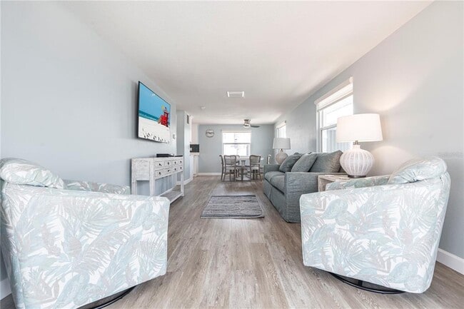 Building Photo - 6020 Midnight Pass Rd