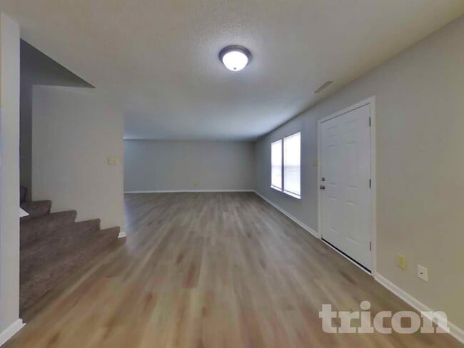 Photo - 7589 Wheatgrass Ln