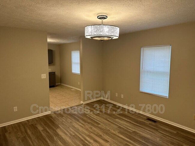 Photo - 832 N California St