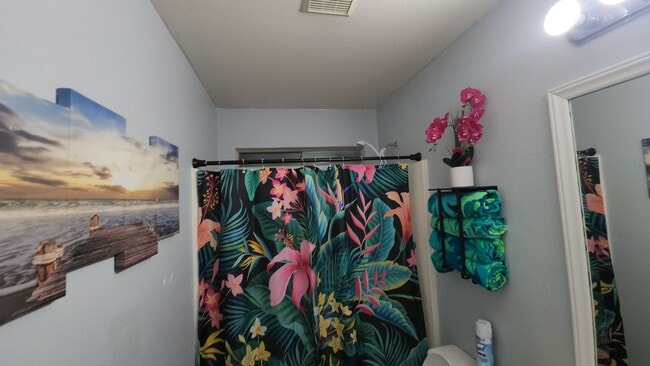 2do baño completo - 2313 Terrace Dr Unidad Apt # D