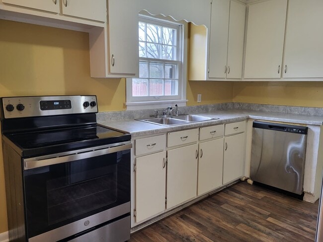 Photo - 3914 Mc Vay St SW