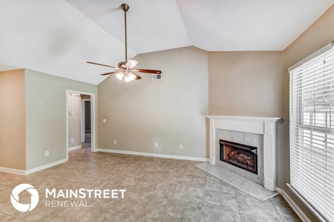 Photo - 224 Meriweather Ln