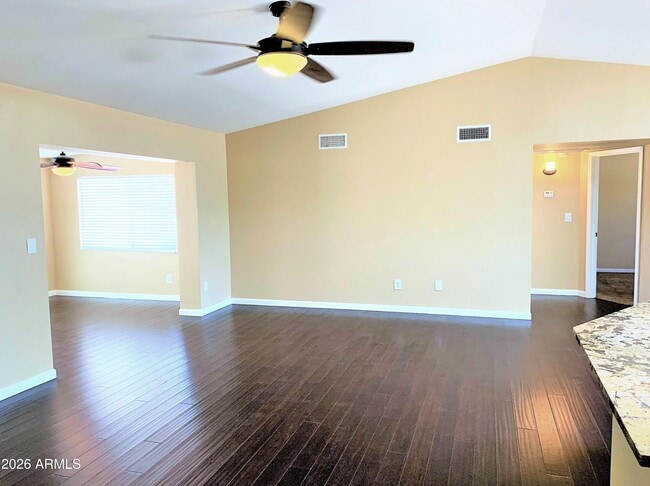 Photo - 5916 E Spring Rd