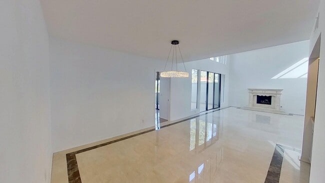 Photo - **Move-In Special!!** One-of-a-kind 3 Bedr...