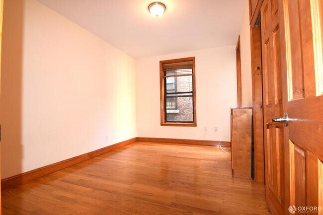 Photo - 3 bedroom in NEW YORK NY 10025 Unit 7C