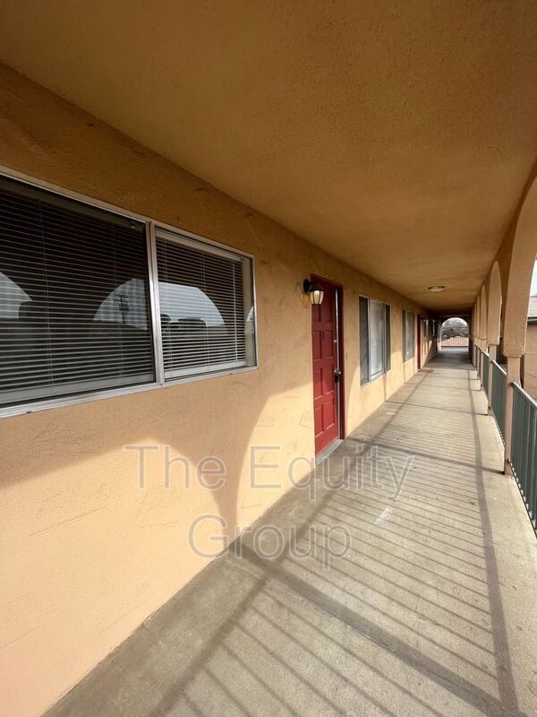 1320 W Vassar Ave Condo Unit H Condo for Rent in Visalia, CA