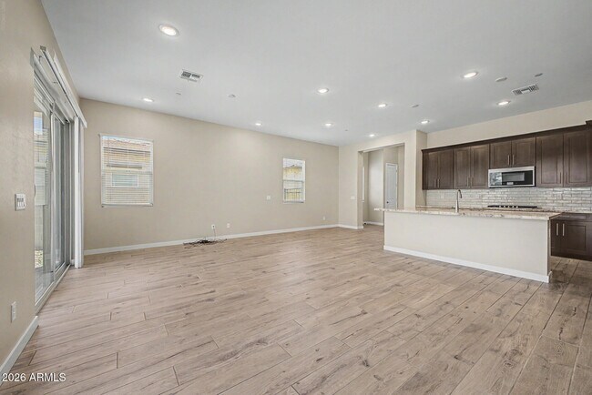 Photo - 1899 N 140th Dr