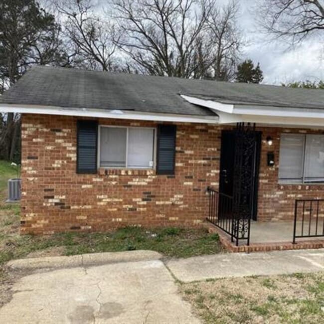 Building Photo - 719 Palmetto Ave