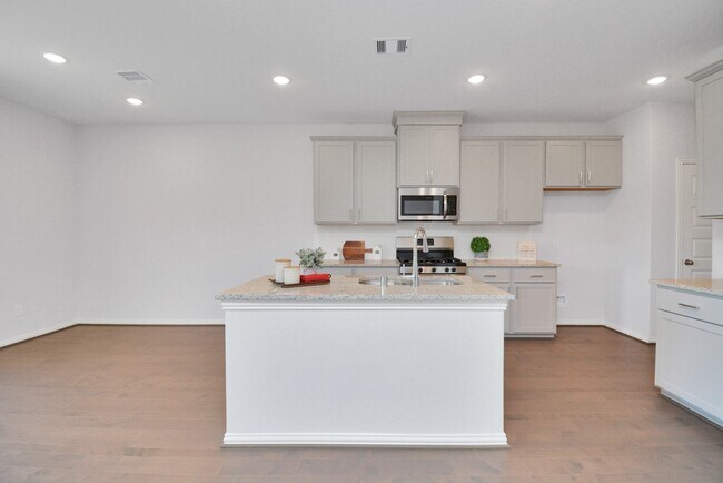27911 Western Crk Ct