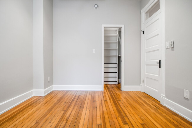 8 R St NW Unit Bedroom #4