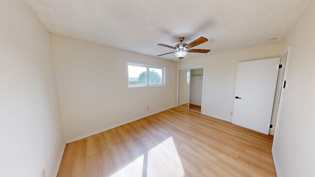 Photo - BEAUTIFUL 2 BED | Split Level| Feels Like ... Unit 1050 1/2