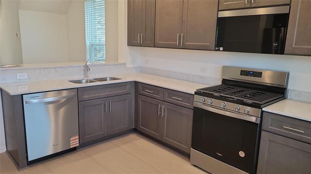 Photo - 2416 Castlebar Dr