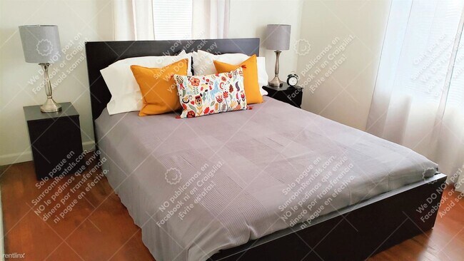 Photo - 2 br, 1 bath House - 1339 E 8th St