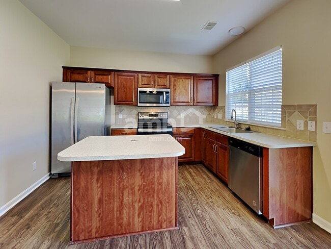 Photo - 10934 Claude Freeman Dr
