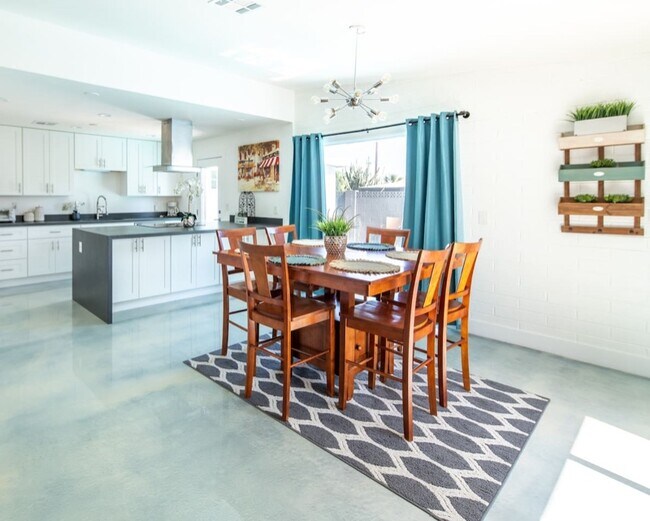 Photo - 1801 N Bridalwreath St Casa