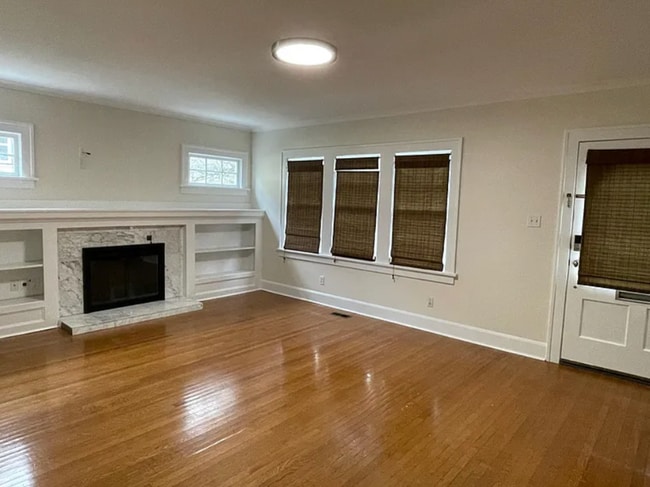 Photo - Knott House Unit 3577~Knott~#A~K128