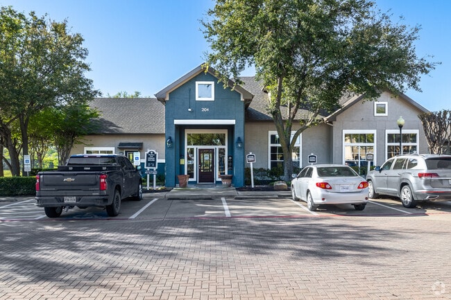 Leasing Office