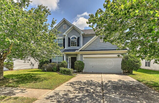 Beautiful 4-Bedroom Two Story Home with Fe... - Beautiful 4-Bedroom Two Story Home with Fe...
