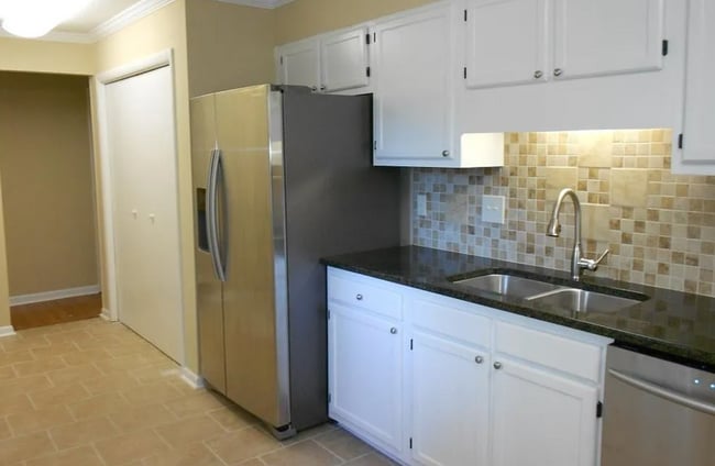 Photo - NEW LISTING!!!!!