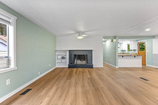 Photo - 2230 Jasper Way NW