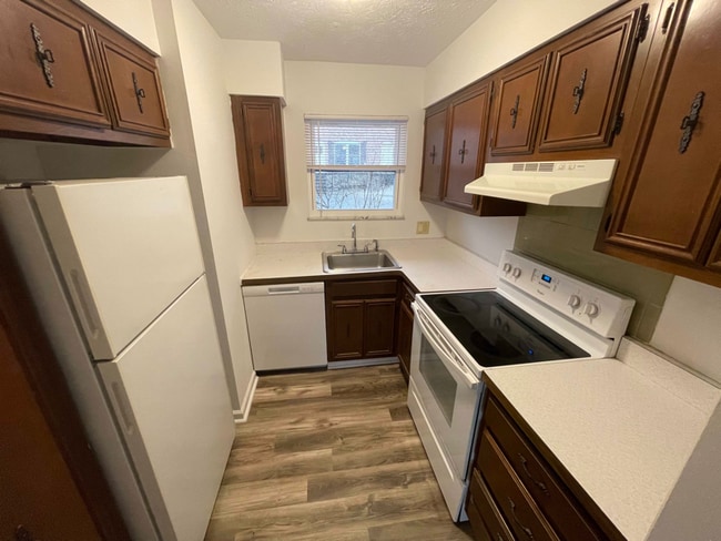 Photo - 1 Hapgood Hill