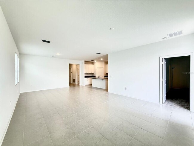 Photo - 3162 Armstrong Ave