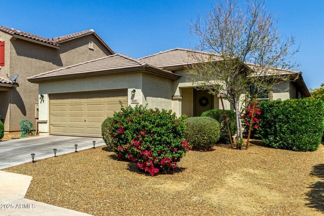 6212 W Orchid Ln