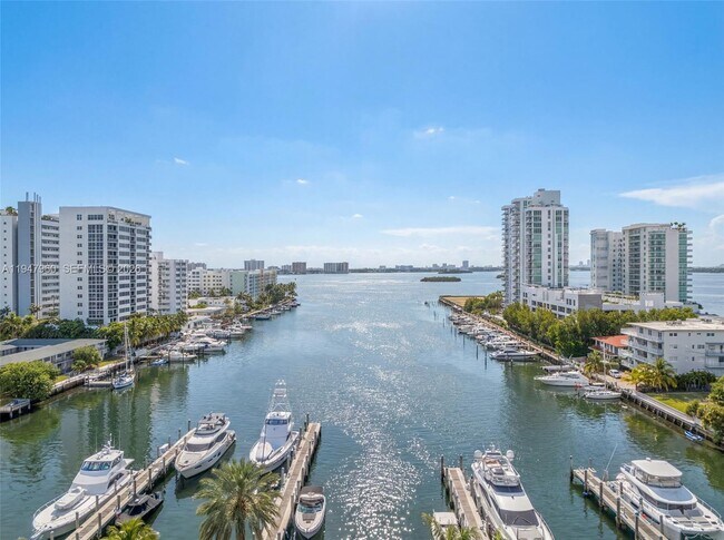 Photo - 7914 Harbor Island Dr Unit 203