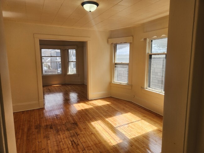 Photo - 3127 N Bartlett Ave