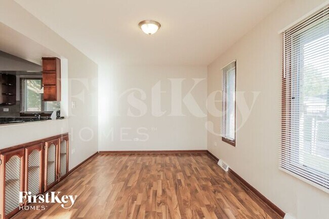 Photo - 18519 Carriage Ln